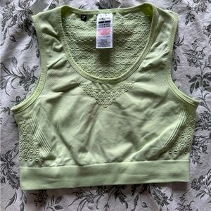 Gym shark crop top light green never worn
